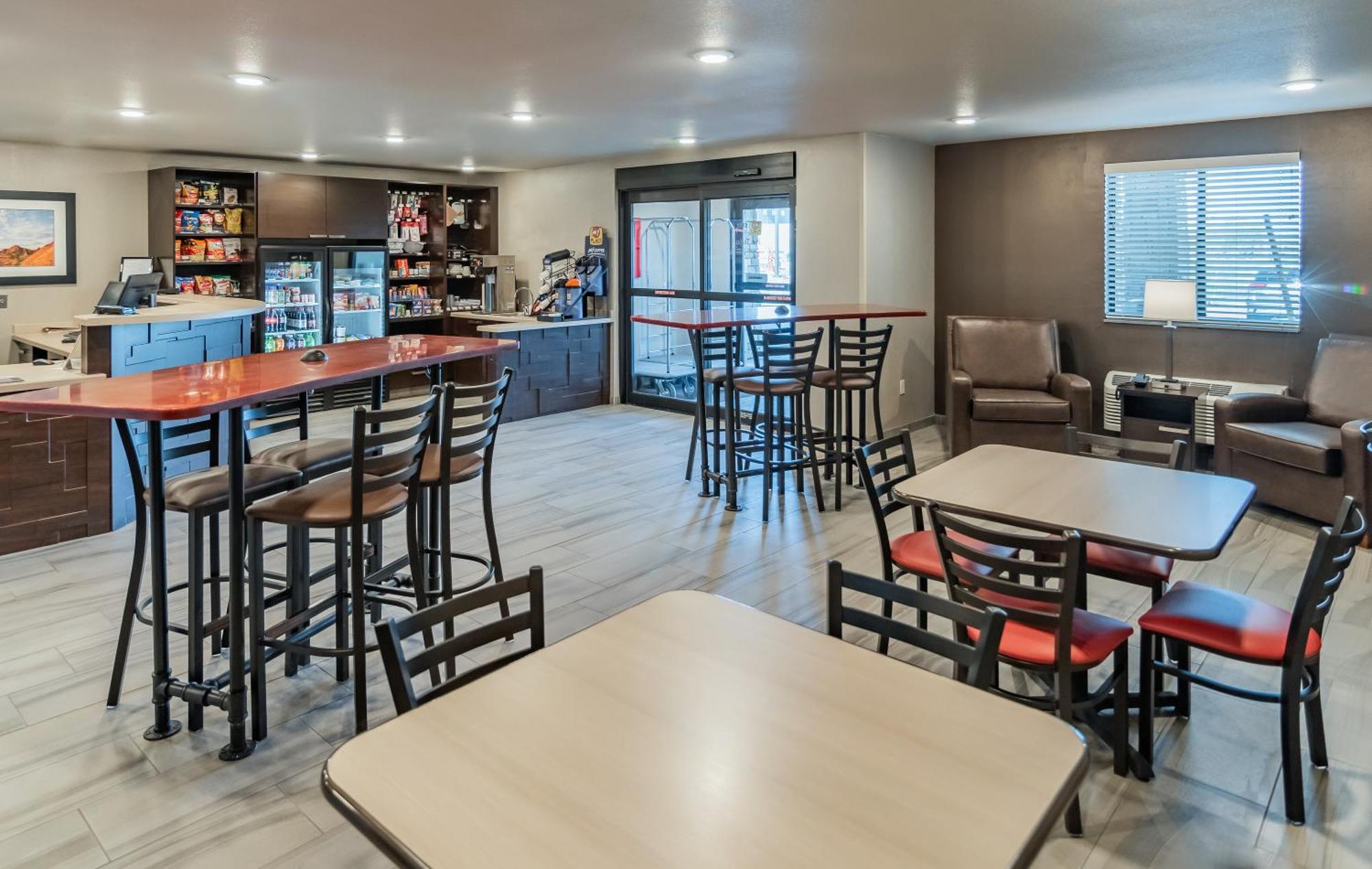 阿尔图纳德梅因我家酒店 外观 照片
